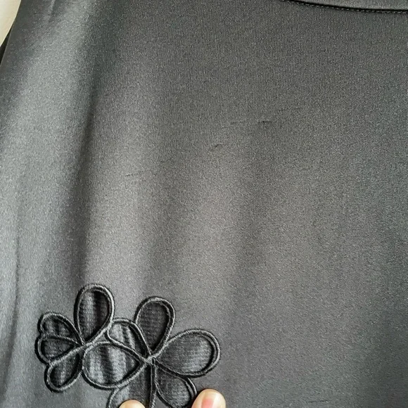 Beautiful elegant  Black flared skirt by Catherine Malandrino. Size 4 - Picture 7 of 9